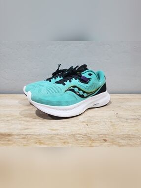 SAUCONY Women's Guide 15 Running Shoes (8W) Cool Mint Acid/Black
